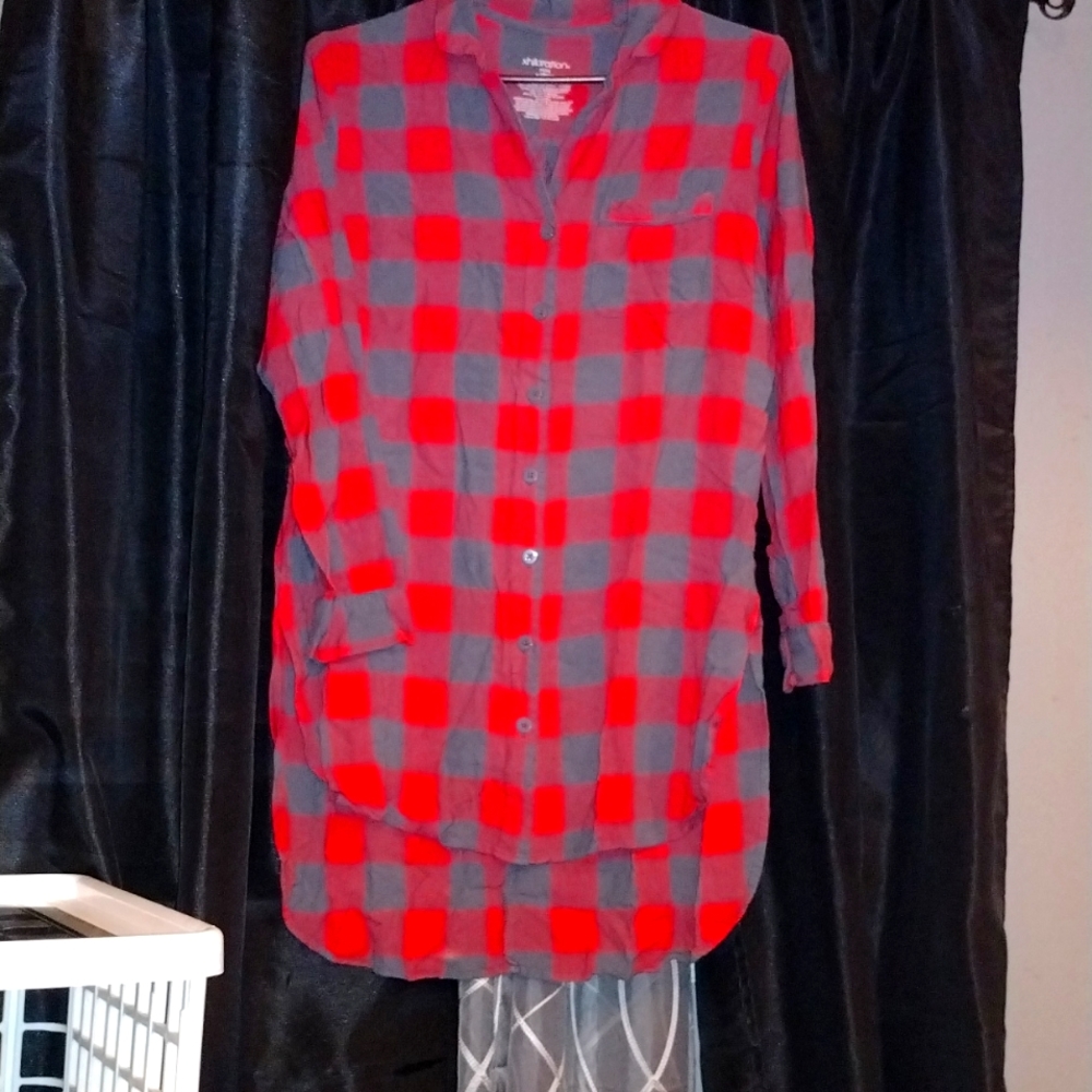 🌻5/$10 Women's Button down Sleepwear